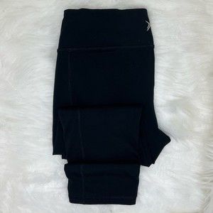 Old Navy Compression Crop Leggings, Embossed Gray / Black Stripes, Black, Large